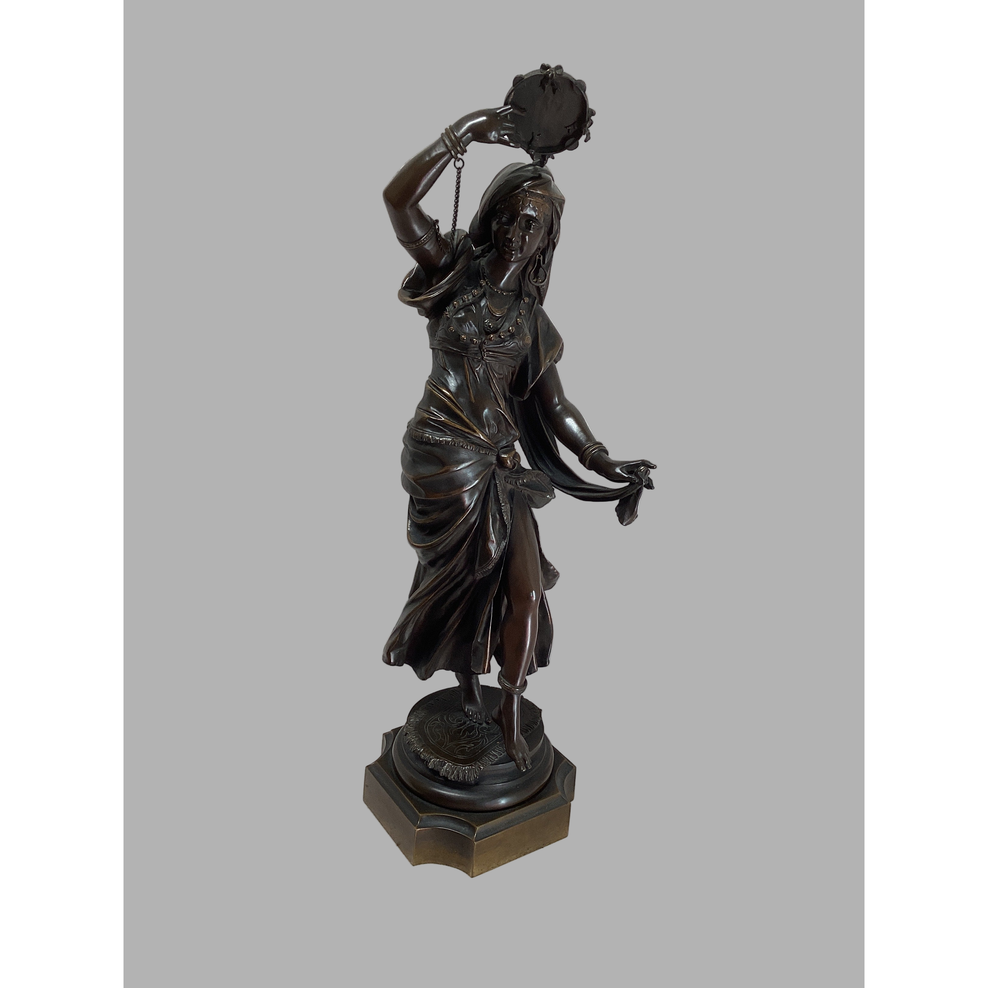 Tamborine dancer