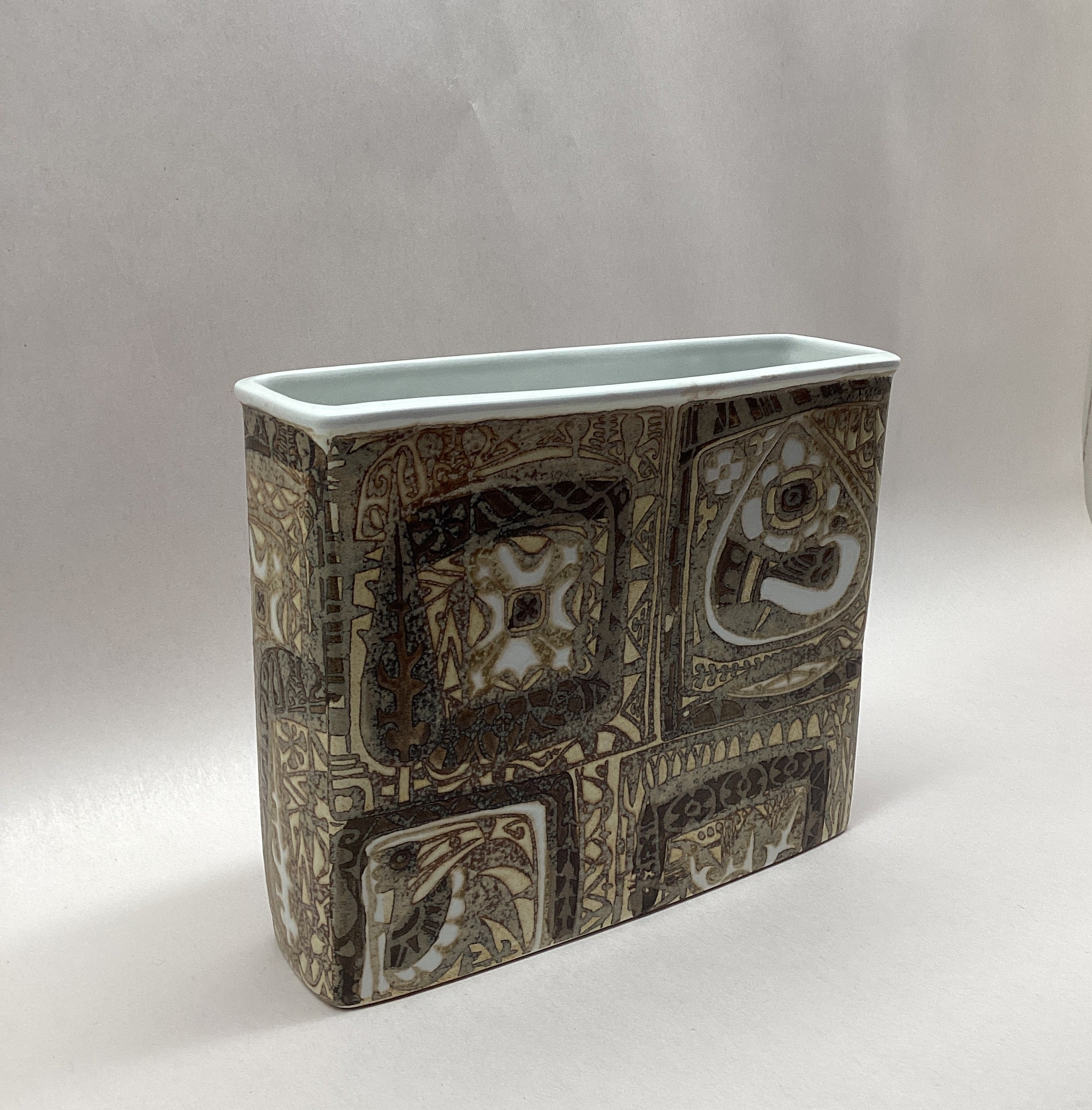 Royal Copenhagen Fajence Baca Slab Vase 719/2942