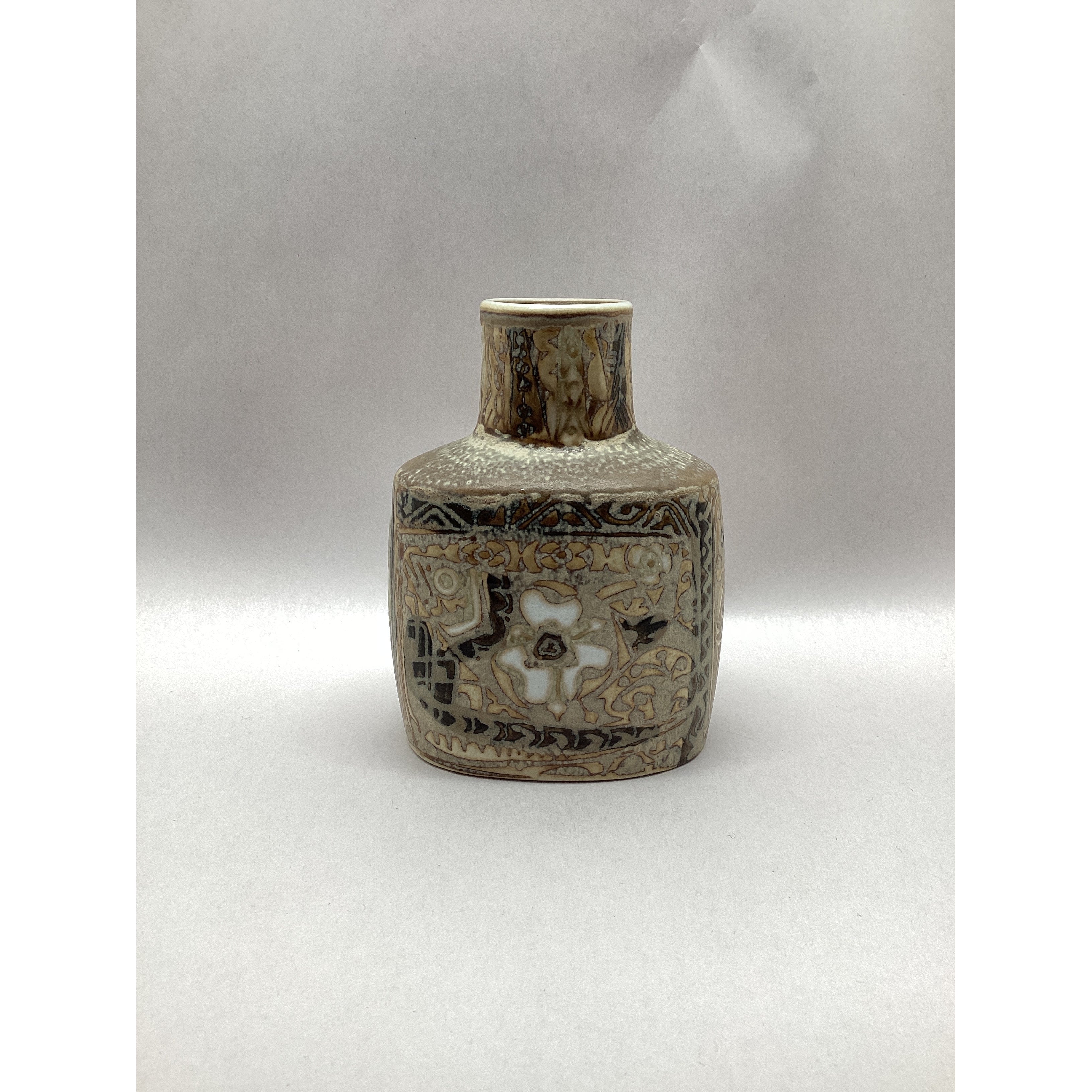 Royal Copenhagen Small Vase Nils Thorssen Faience 719/3207