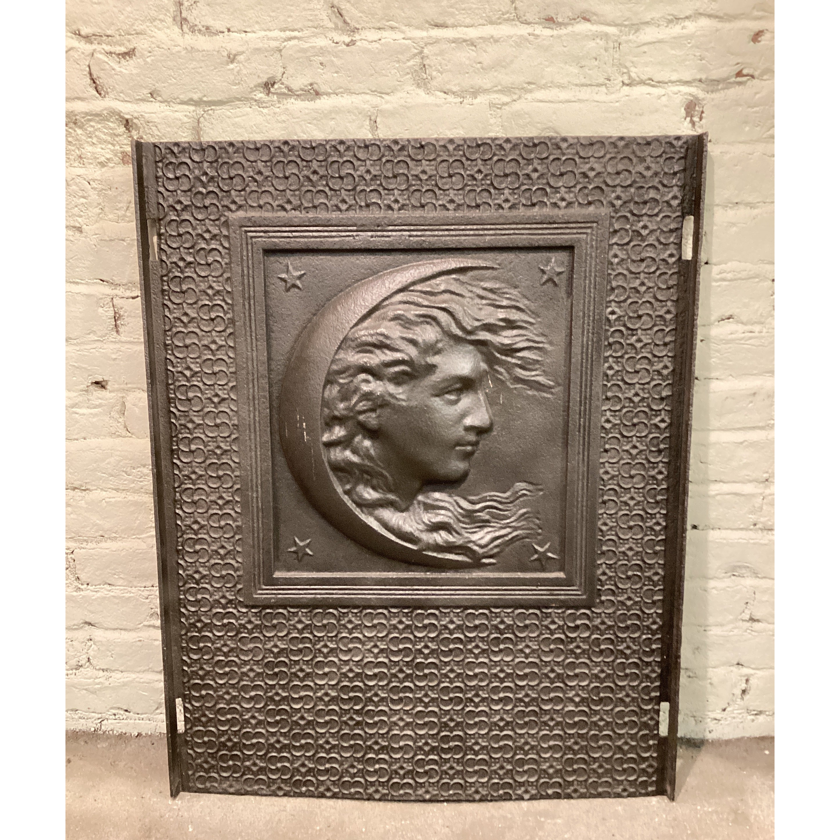 C19th Fireback with Moon Face