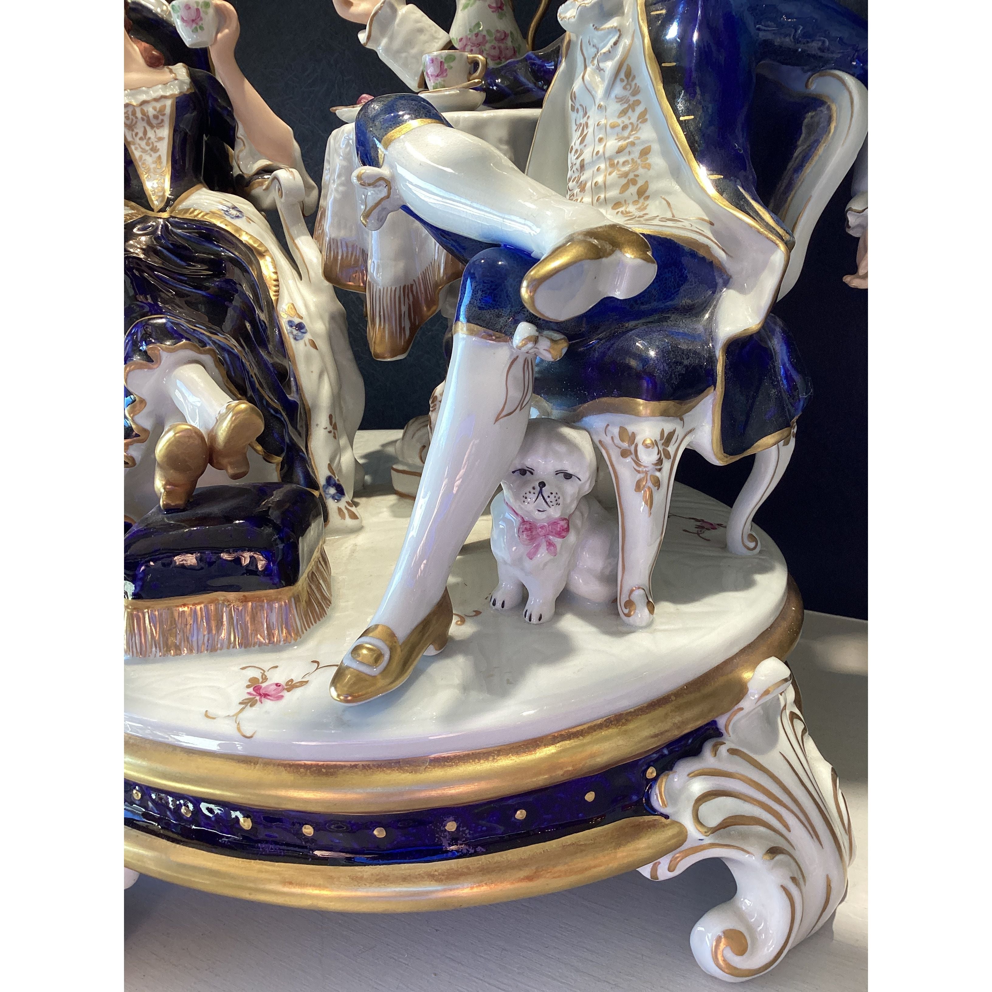 Czechoslovakian porcelain lady and gentleman - 39B31.35.160