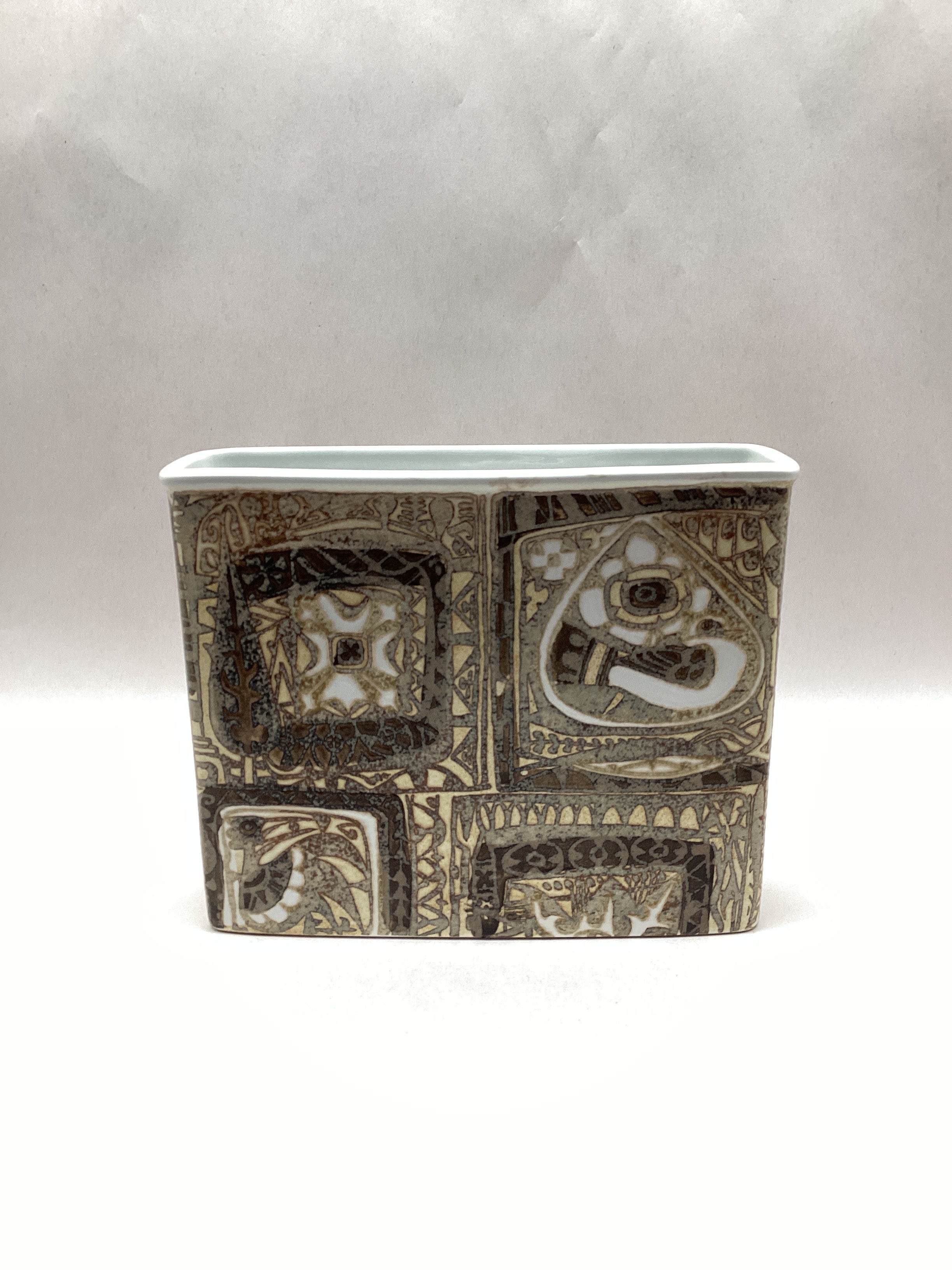 Royal Copenhagen Fajence Baca Slab Vase 719/2942