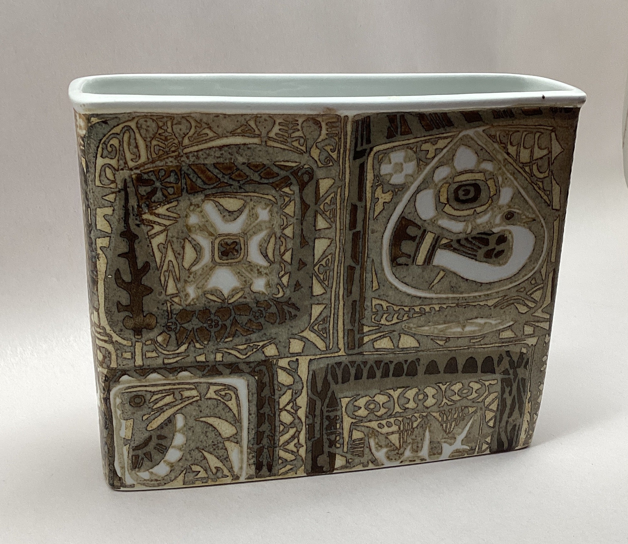 Royal Copenhagen Fajence Baca Slab Vase 719/2942