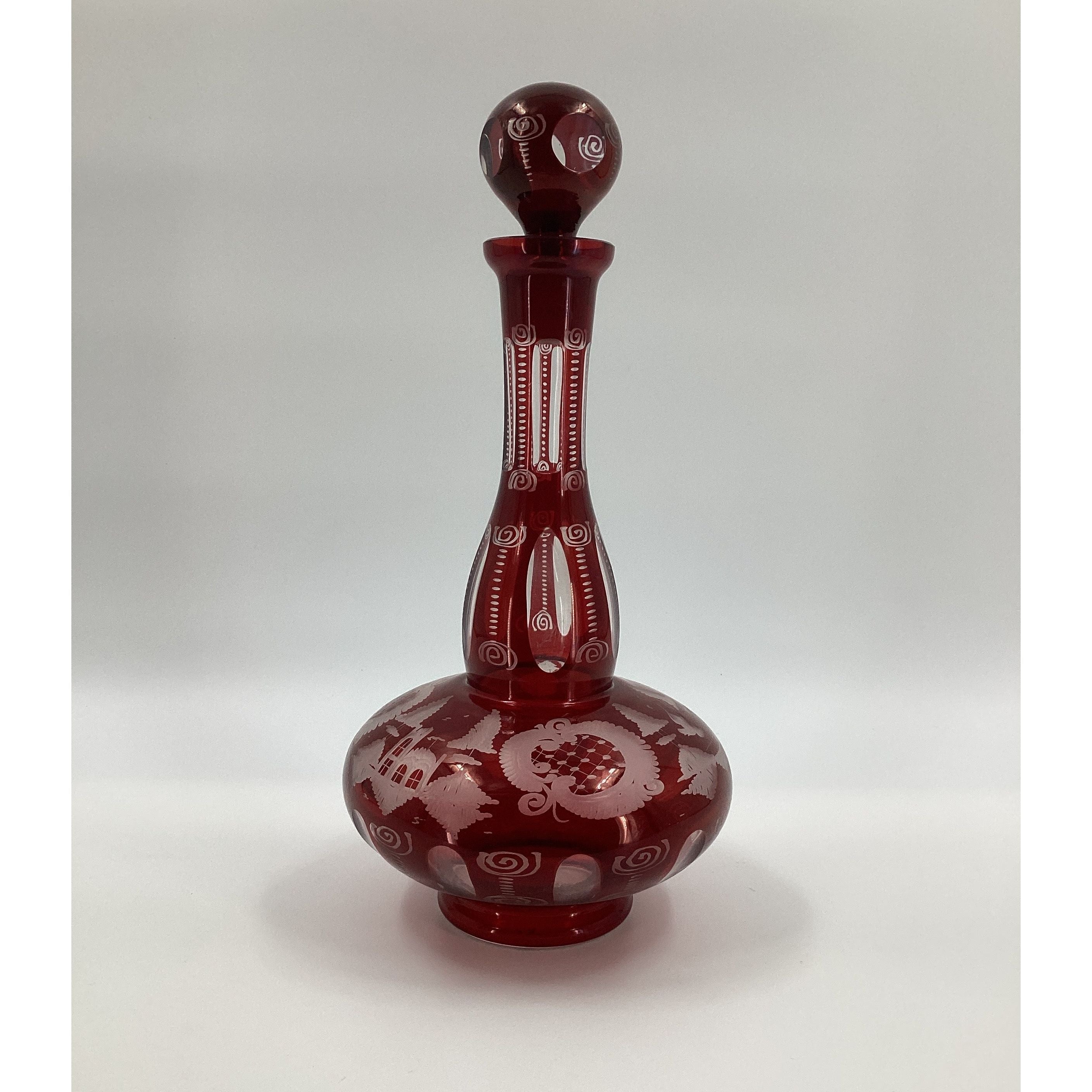 Ruby cut-to-clear decanter - 40F99.35.127
