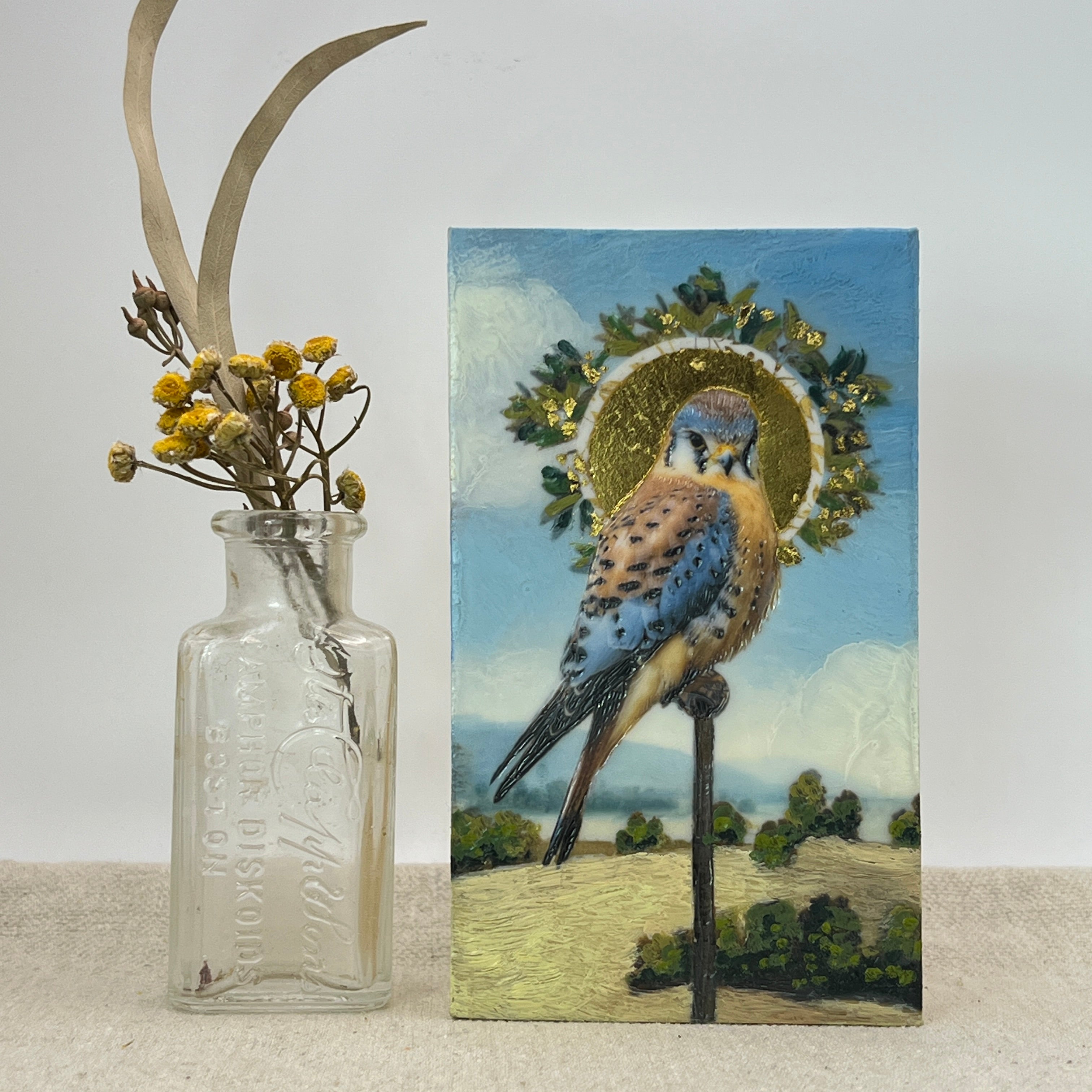 "Bird Saint - Kestrel" - Dominique Gustin