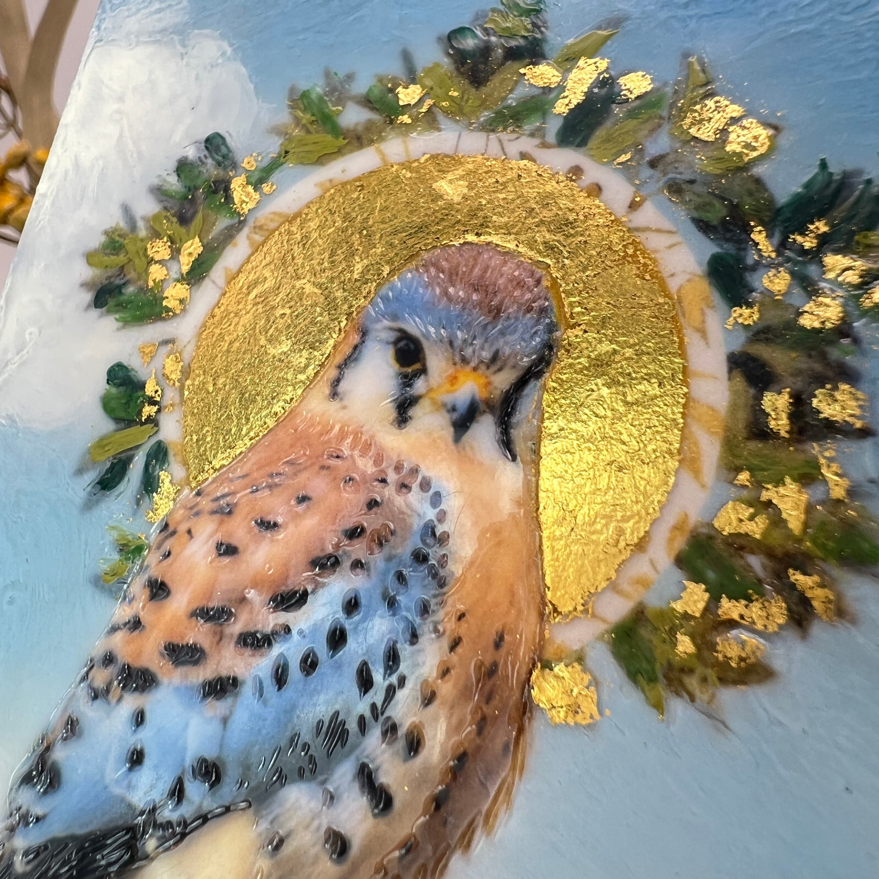 "Bird Saint - Kestrel" - Dominique Gustin