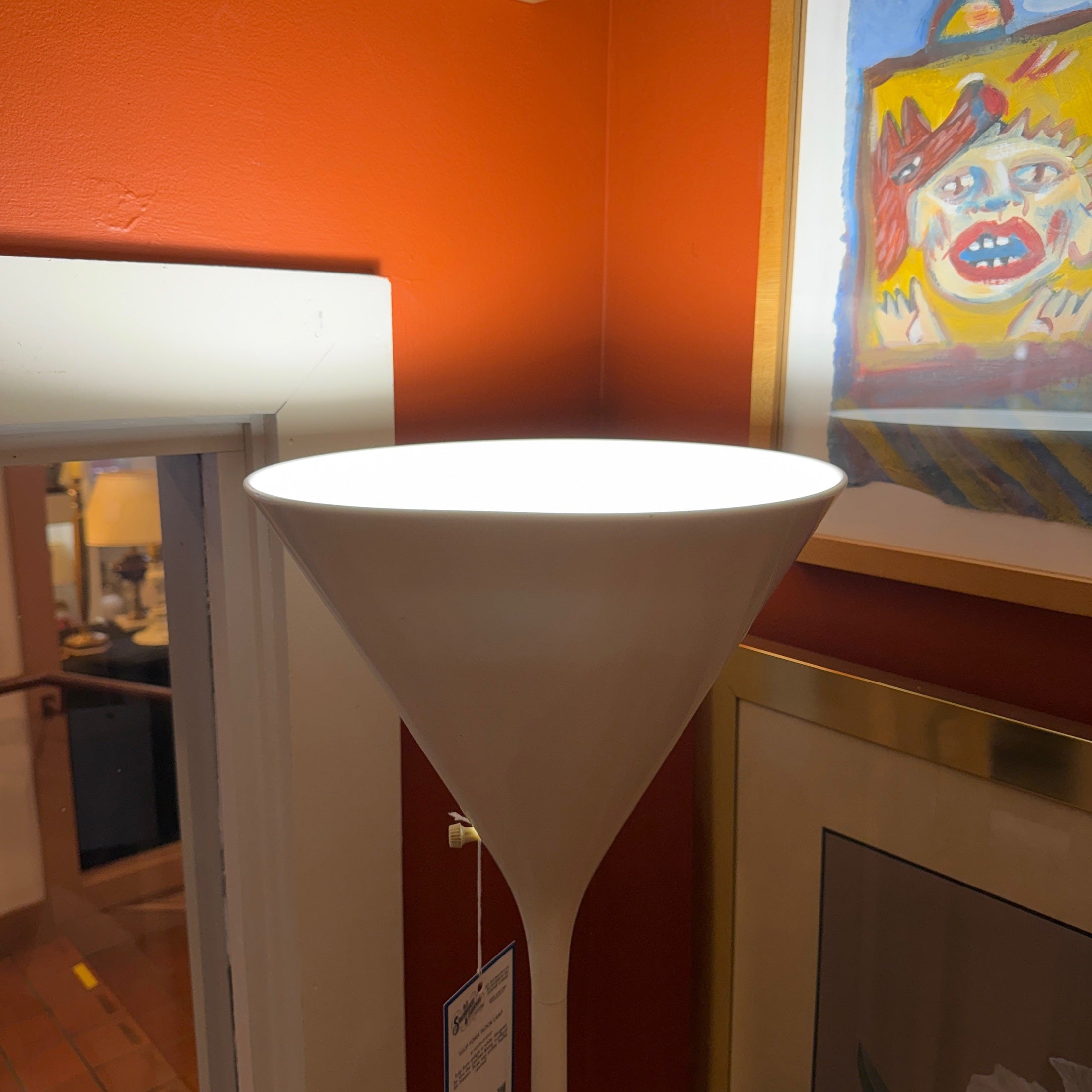 Tulip form floor lamp