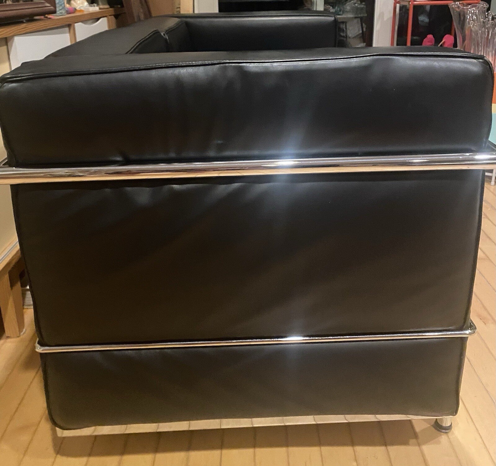 Le Corbusier LC2 Loveseat
