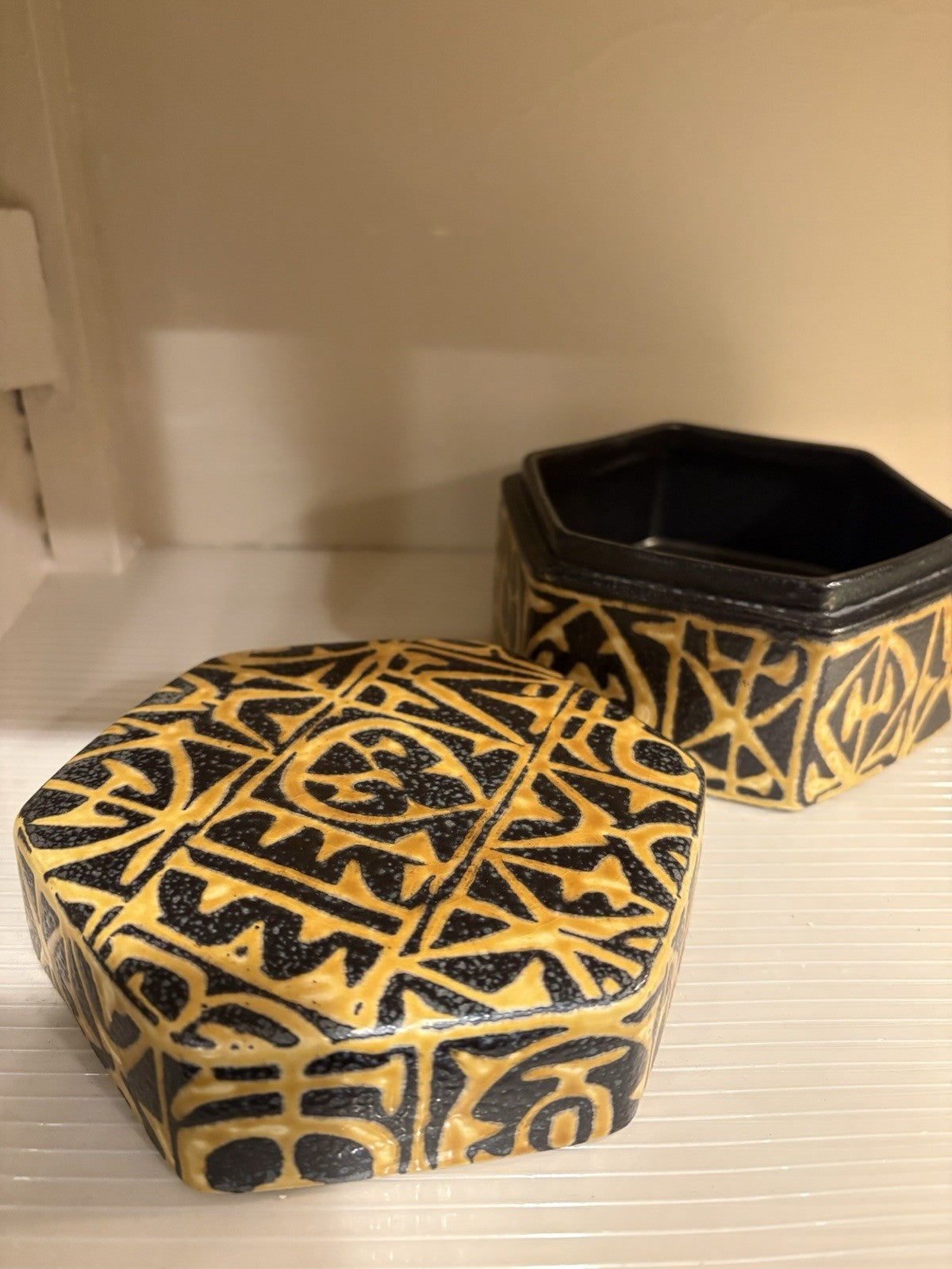 Royal Copenhagen Baca Covered Box 706/3363