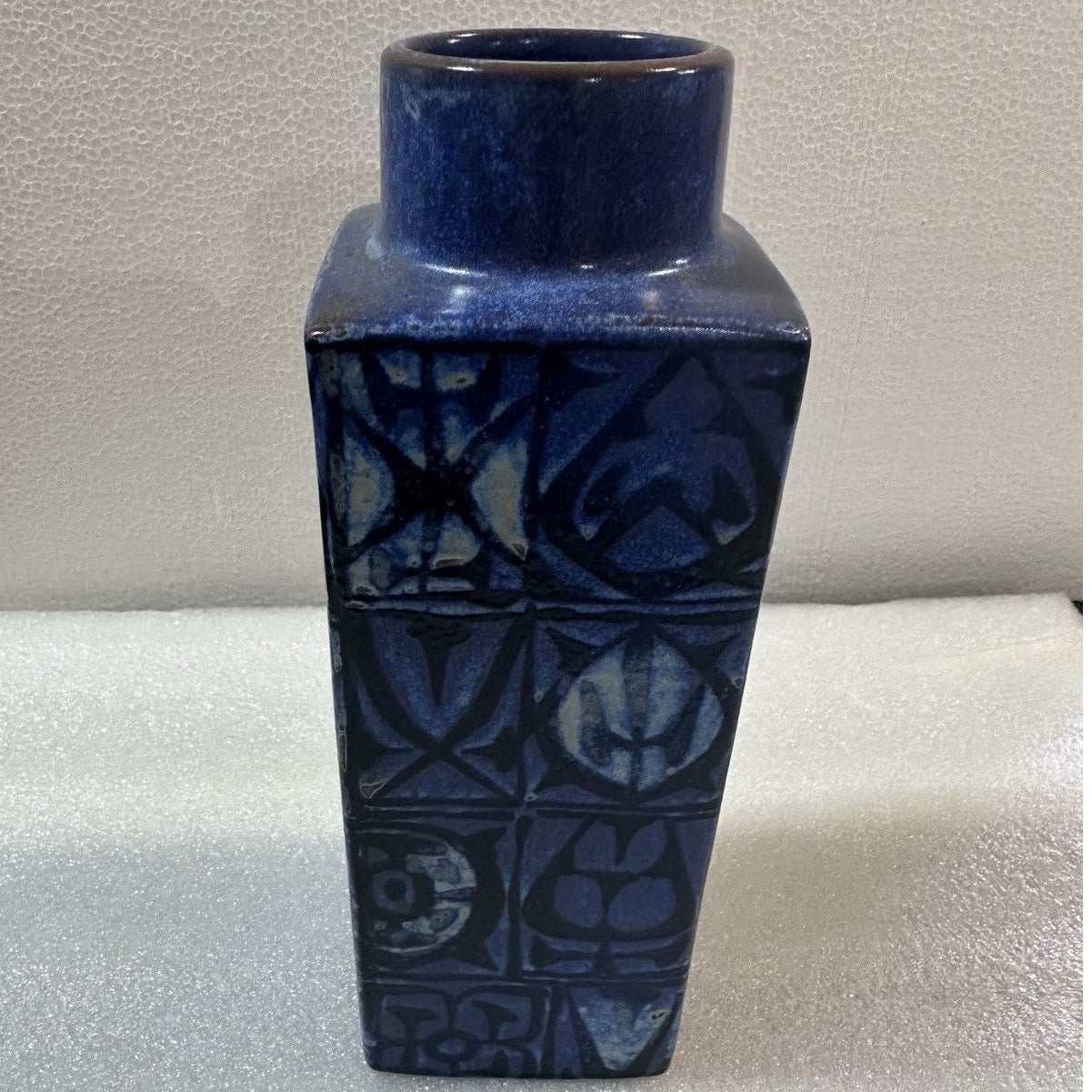 Royal Copenhagen Fajence Baca Vase 704/3259