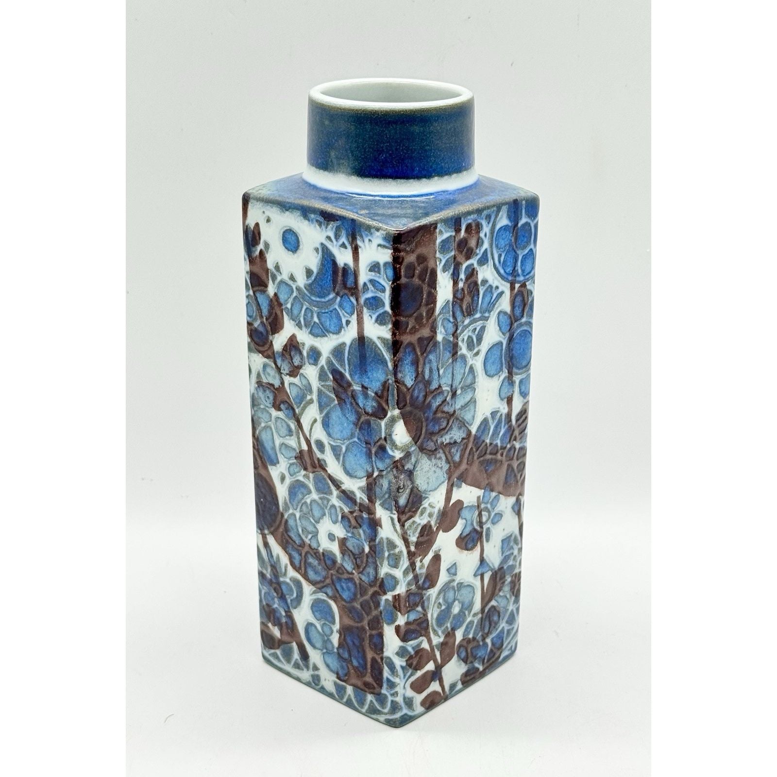 Royal Copenhagen Fajence Baca Vase 780/3259